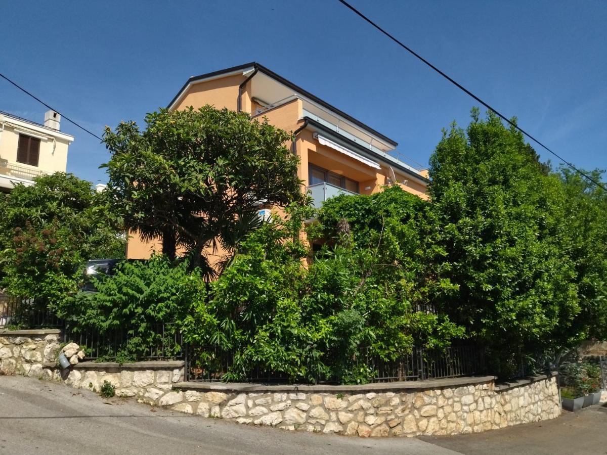 Vila Zdenka Apartmants Цриквеница Экстерьер фото